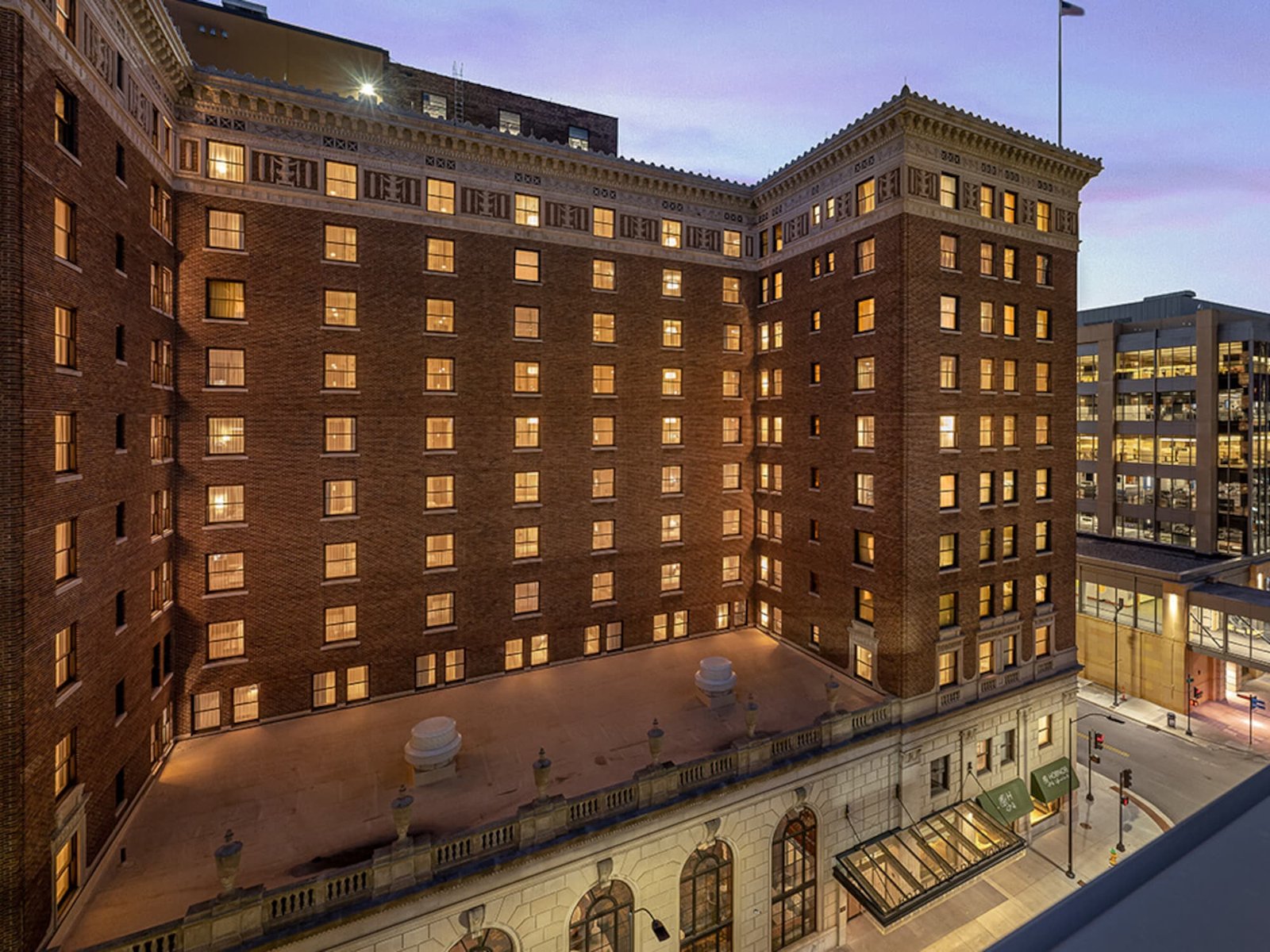 HOTEL FORT DES MOINES